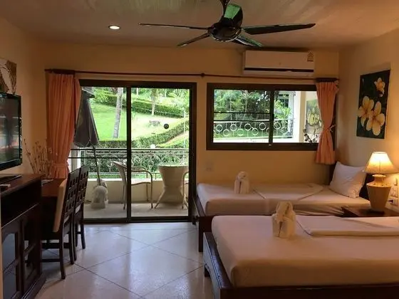Deluxe Tek Büyük Yataklı Oda