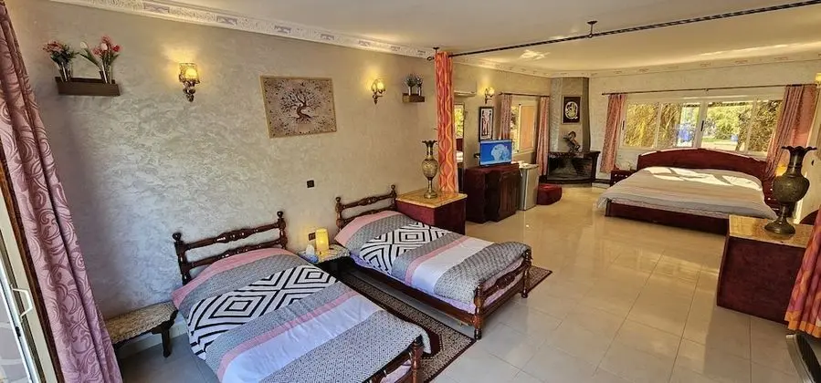 Süit, Nehir Manzaralı