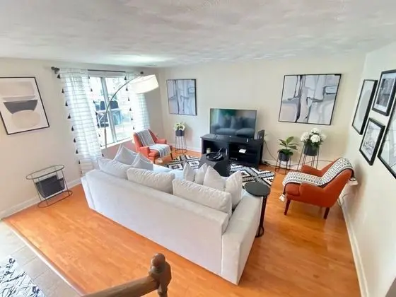 Ev (Top Rated Townhome - Our reviews say )