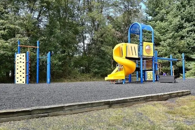 Ev (Top Rated Townhome - Our reviews say )