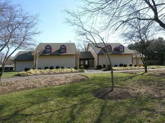 Ev (Top Rated Townhome - Our reviews say )