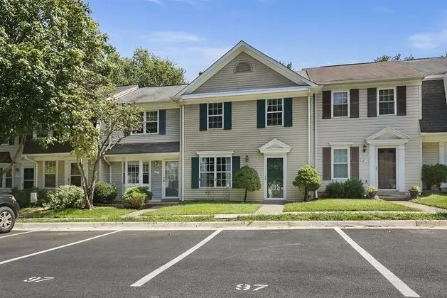 Ev (Top Rated Townhome - Our reviews say )