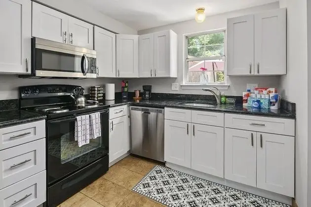 Ev (Top Rated Townhome - Our reviews say )