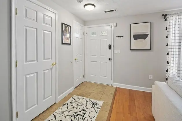Ev (Top Rated Townhome - Our reviews say )