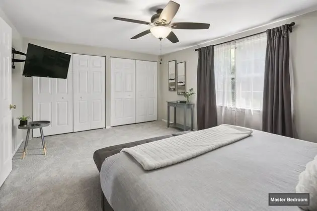 Ev (Top Rated Townhome - Our reviews say )