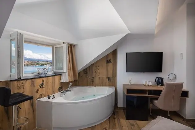 Luxury Oda, Birden Çok Yatak Odası, Deniz Manzaralı, Denize Bakan