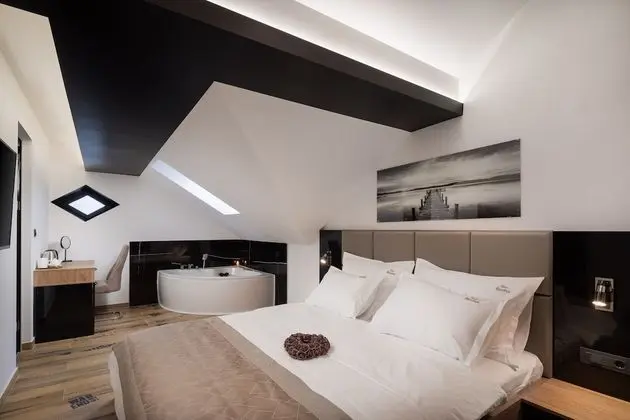 Luxury Oda, Birden Çok Yatak Odası, Kısmi Deniz Manzaralı, Denize Bakan