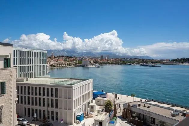 Luxury Oda, Birden Çok Yatak Odası, Kısmi Deniz Manzaralı, Denize Bakan