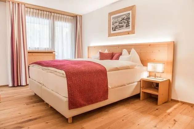 Tek Büyük Yataklı Oda, Balkon