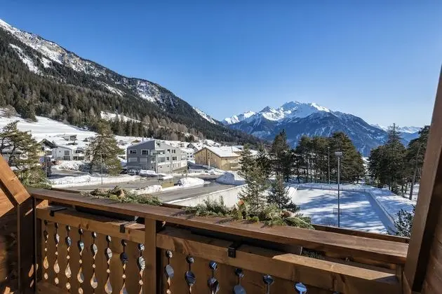 Tek Büyük Yataklı Oda, Balkon