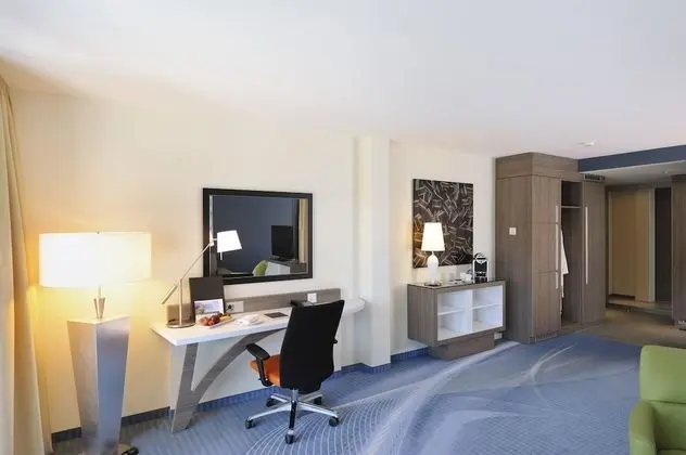 Junior Süit, Sigara İçilmez