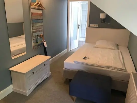 Oda (Small Alsterside)