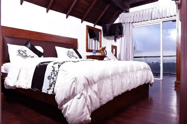 Deluxe Üç Kişilik Oda