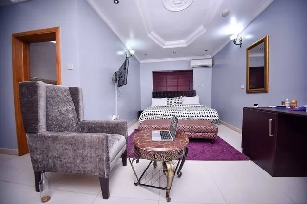 Three Bedroom Apartment