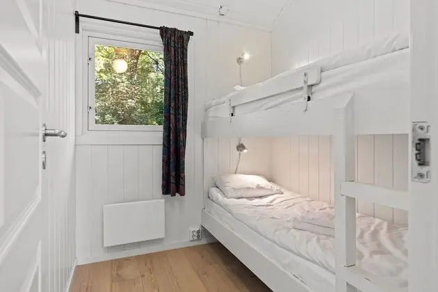 Economy Kulübe, Ortak Banyo