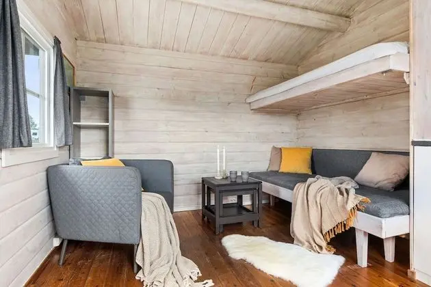 Basic Kulübe, Ortak Banyo