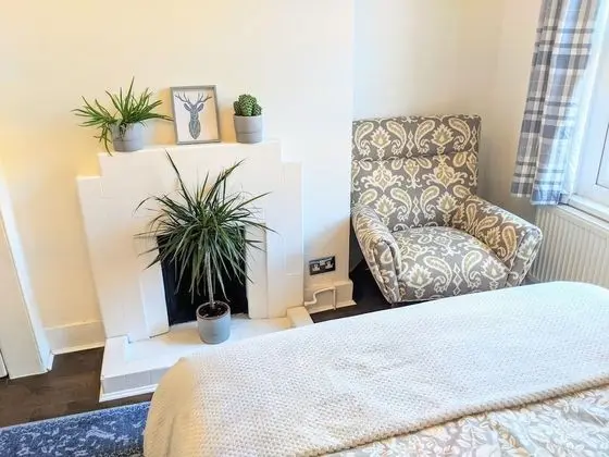 Deluxe Ev, 6 Yatak Odası