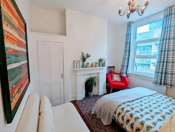 Deluxe Ev, 6 Yatak Odası