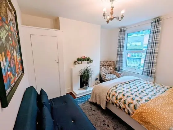 Deluxe Ev, 6 Yatak Odası