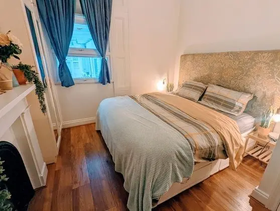 Deluxe Ev, 6 Yatak Odası