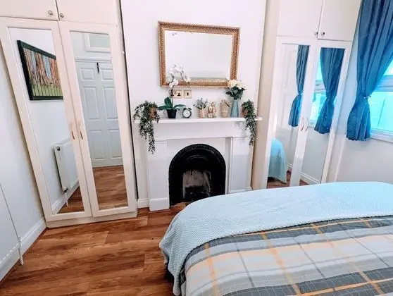 Deluxe Ev, 6 Yatak Odası