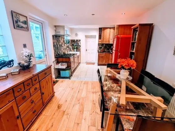 Deluxe Ev, 6 Yatak Odası