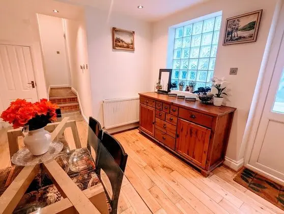 Deluxe Ev, 6 Yatak Odası