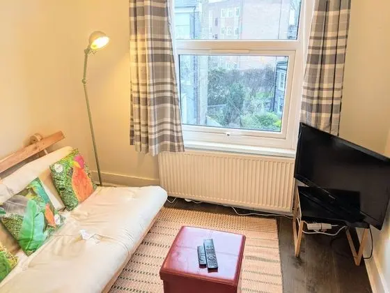 Deluxe Ev, 6 Yatak Odası