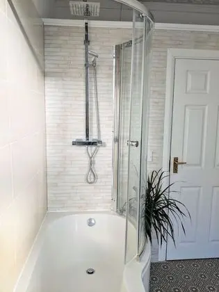 Deluxe Ev, 6 Yatak Odası