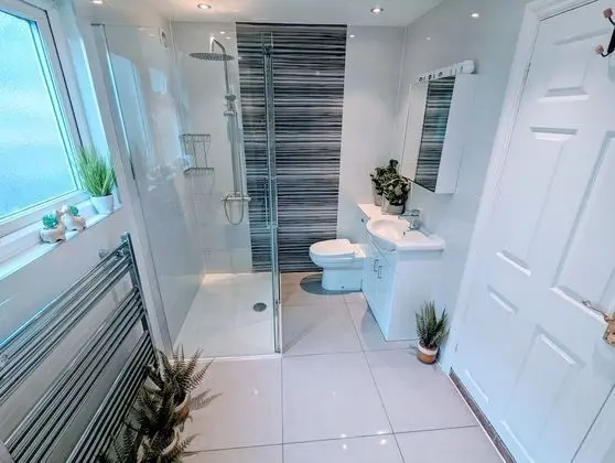 Deluxe Ev, 6 Yatak Odası