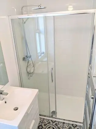 Deluxe Ev, 6 Yatak Odası