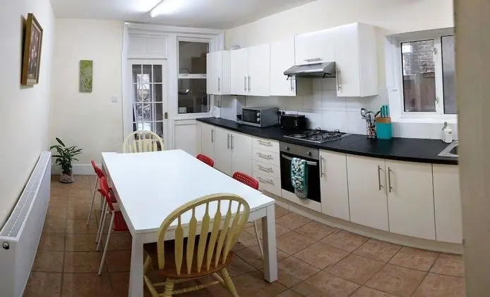 Family Sıra Ev, 6 Yatak Odası, Mutfak, Şehir Manzaralı