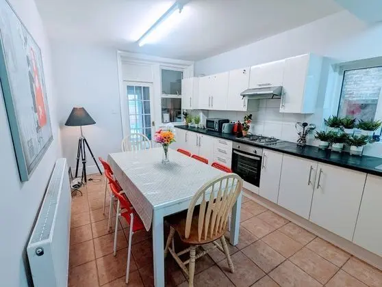 Family Sıra Ev, 6 Yatak Odası, Mutfak, Şehir Manzaralı