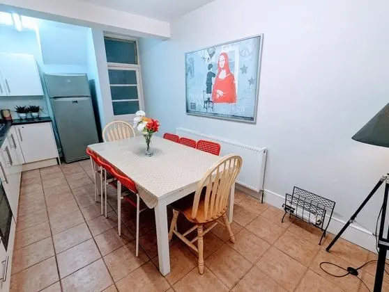 Family Sıra Ev, 6 Yatak Odası, Mutfak, Şehir Manzaralı