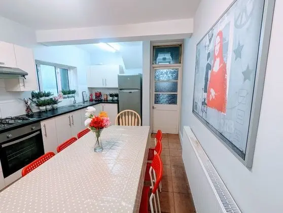 Family Sıra Ev, 6 Yatak Odası, Mutfak, Şehir Manzaralı