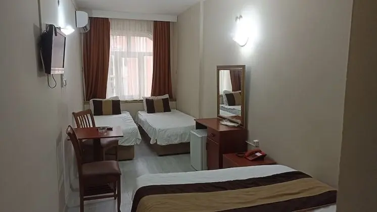 Standard Üç Kişilik Oda