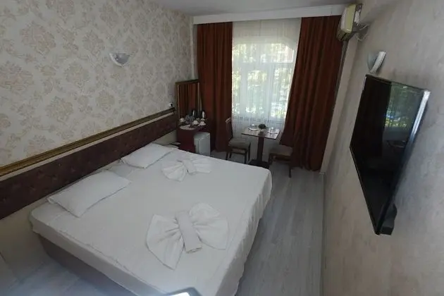 Standart İki Kişilik Oda