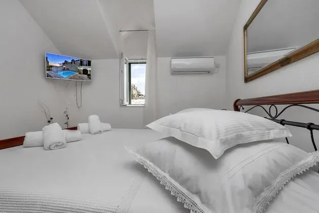 Villa, 3 Yatak Odası, Sigara İçilebilir, Şömine