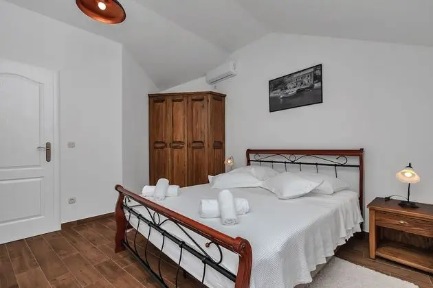 Villa, 3 Yatak Odası, Sigara İçilebilir, Şömine