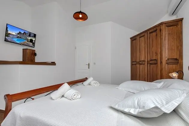 Villa, 3 Yatak Odası, Sigara İçilebilir, Şömine