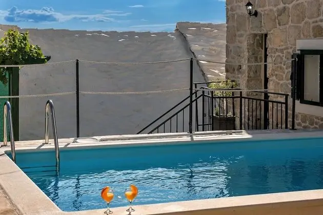 Villa, 3 Yatak Odası, Sigara İçilebilir, Şömine