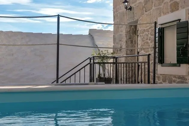 Villa, 3 Yatak Odası, Sigara İçilebilir, Şömine