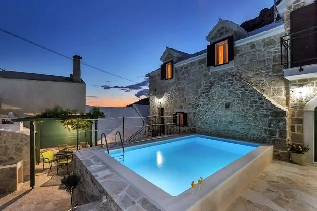 Villa, 3 Yatak Odası, Sigara İçilebilir, Şömine