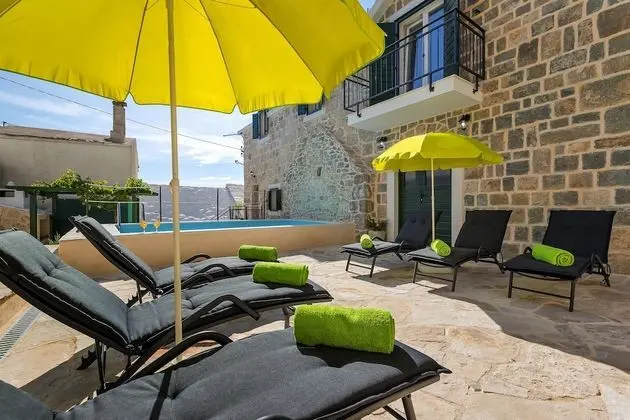 Villa, 3 Yatak Odası, Sigara İçilebilir, Şömine