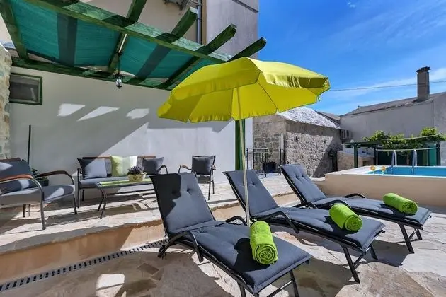 Villa, 3 Yatak Odası, Sigara İçilebilir, Şömine