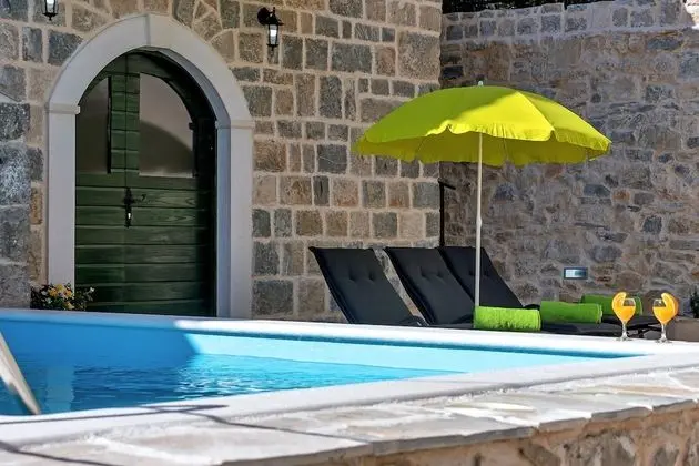 Villa, 3 Yatak Odası, Sigara İçilebilir, Şömine