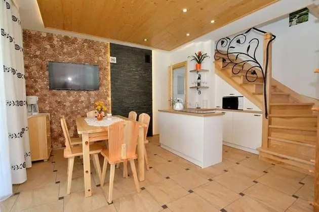 Sıra Ev, 3 Yatak Odası, Özel Banyo, Dağ Yamacı