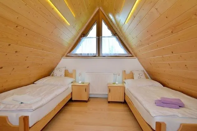 Sıra Ev, 3 Yatak Odası, Özel Banyo, Dağ Yamacı