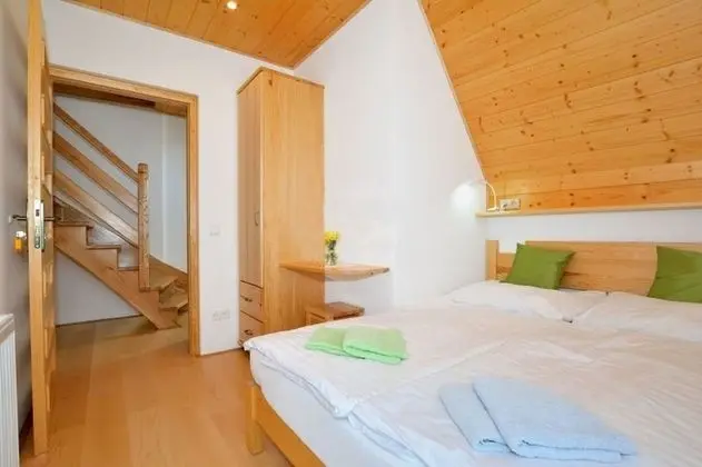 Sıra Ev, 3 Yatak Odası, Özel Banyo, Dağ Yamacı