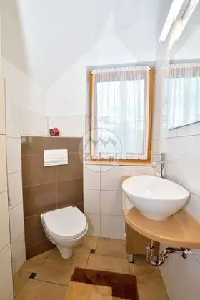 Sıra Ev, 3 Yatak Odası, Özel Banyo, Dağ Yamacı